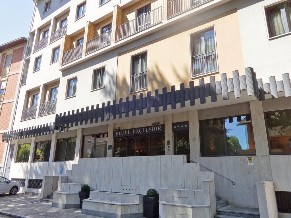 Hotel Excelsior Маджента Екстер'єр фото
