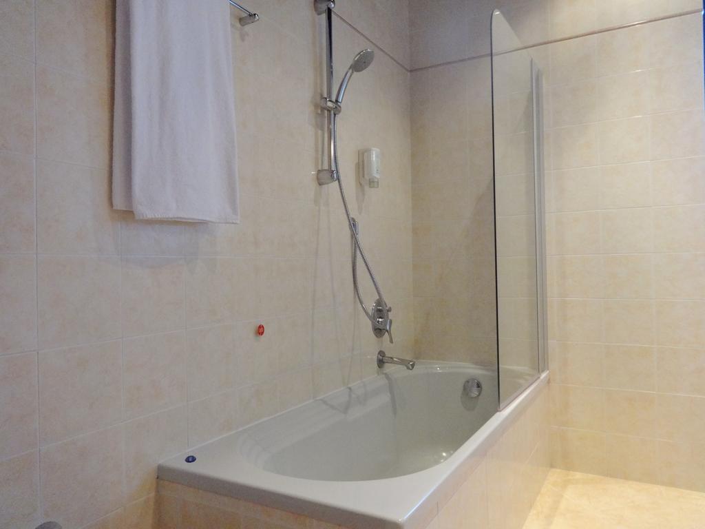 Hotel Excelsior Маджента Екстер'єр фото